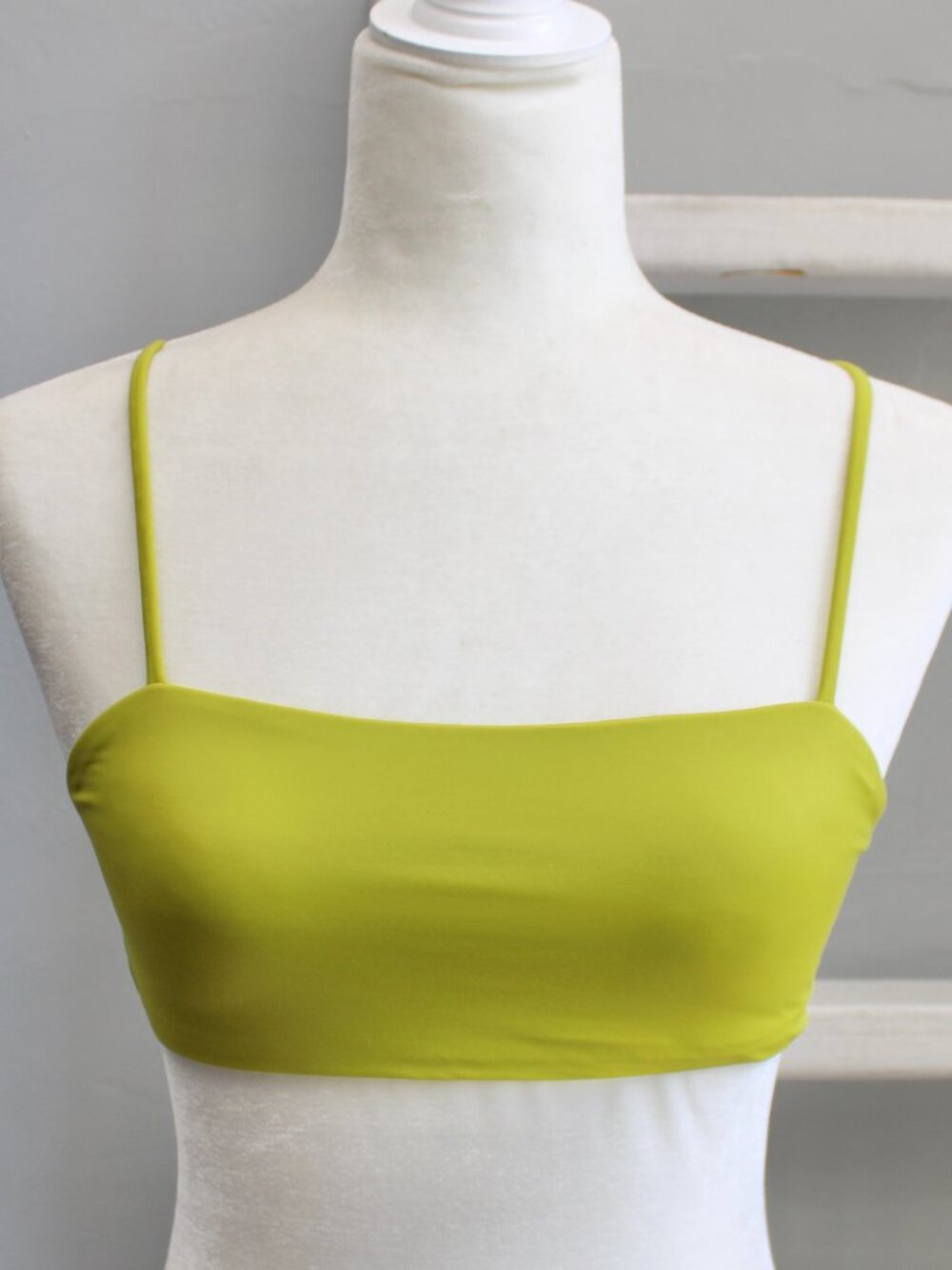 Dos Gardenias Leon The Balconette Swim Bikini Top Moss Lime Green sz 6/8 US NWT